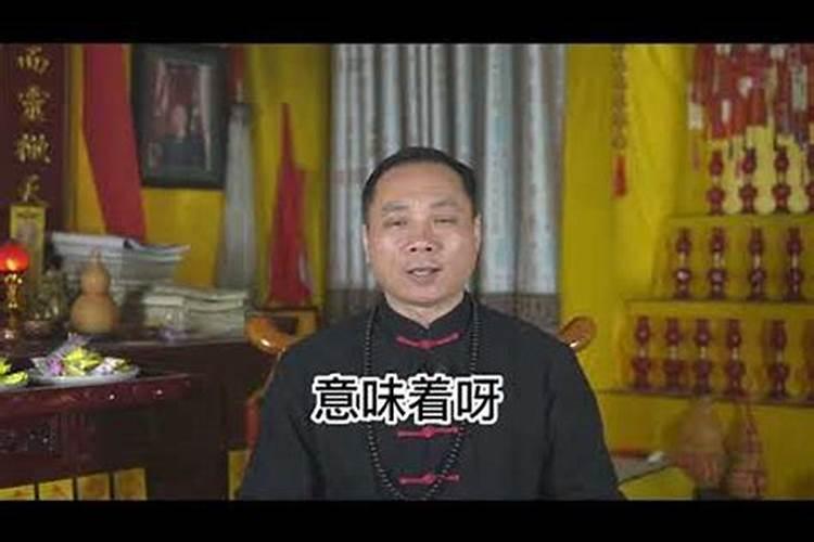 梦见老公孩子被蛇咬是什么意思啊