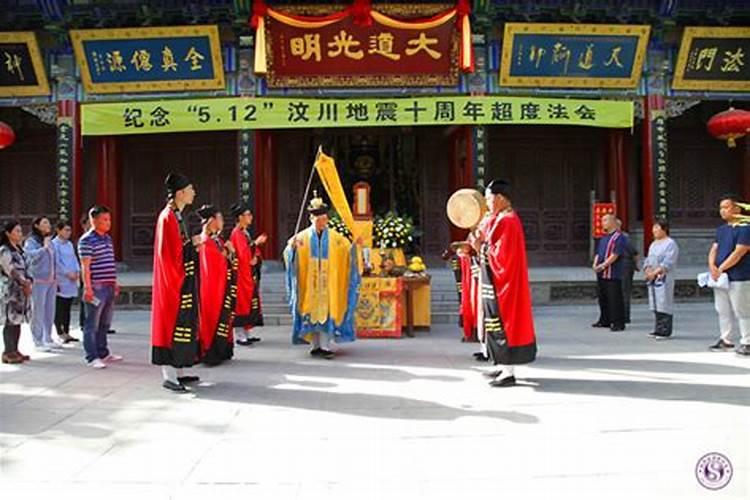 怀孕了梦见下雨是怎么回事儿