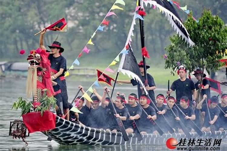 梦见家人在殡仪馆复活什么意思