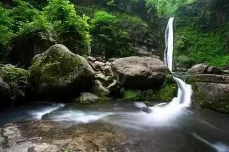 风水学依山傍水怎么说