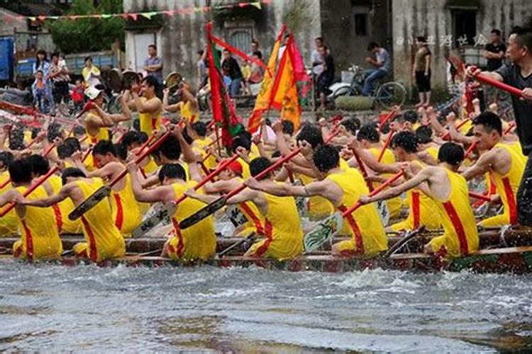 梦见好多陌生人闯进家里什么意思