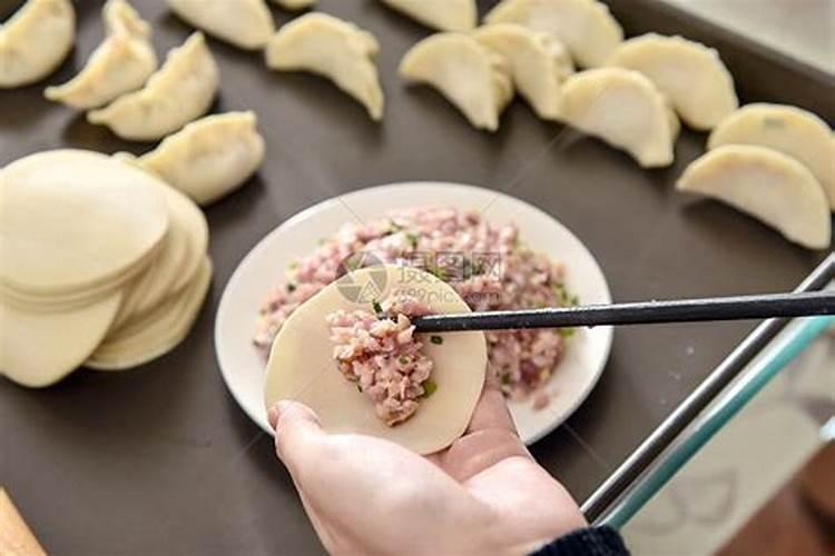 本地冬至吃饺子的习俗