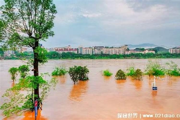 梦见大水淹人什么意思周公解梦