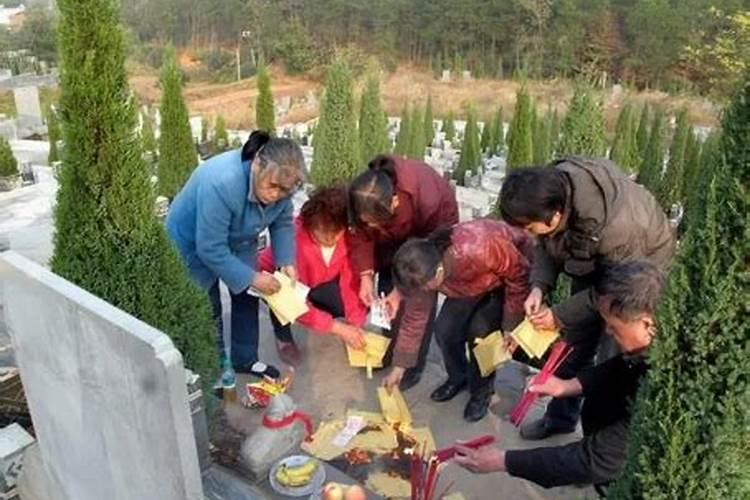 清明节不去上坟就是不孝顺