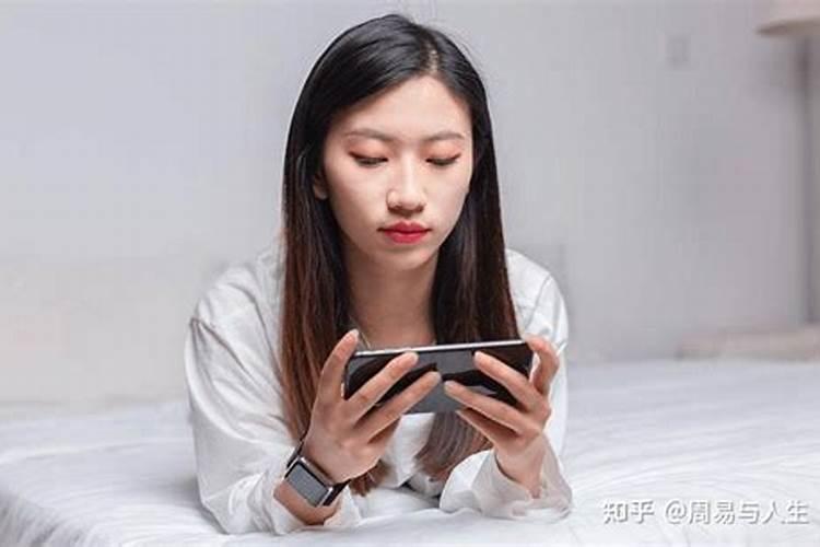 梦见看见牛粪是什么意思呀女生