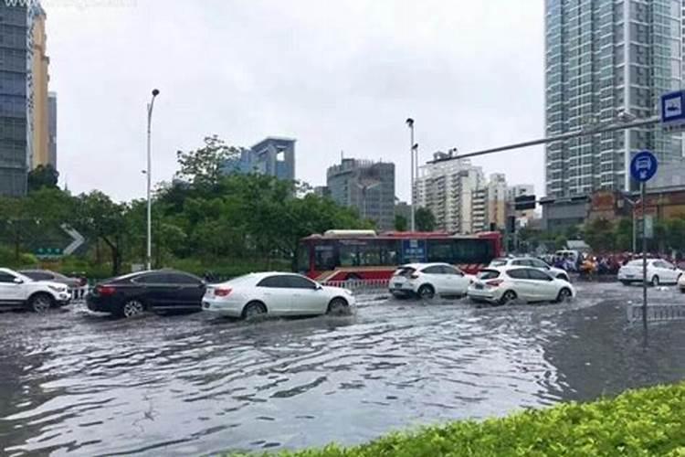 梦见发大水无家可归