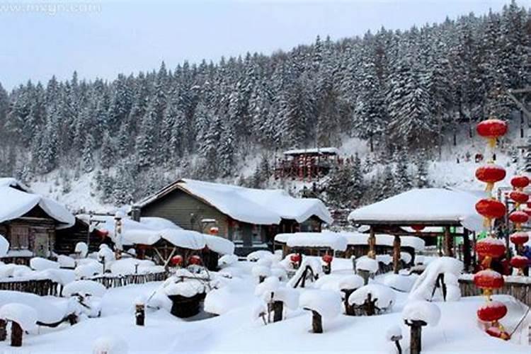 怀孕梦见大雪满地很厚