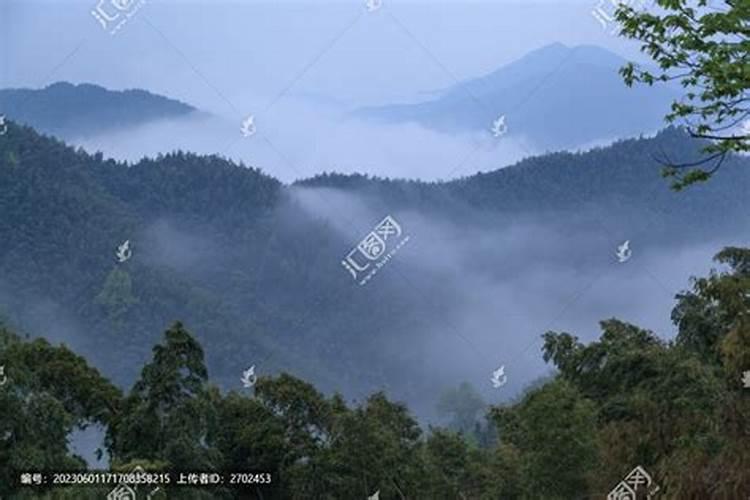 梦见高山和云