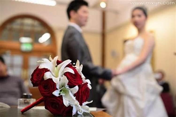 梦见结婚参加别人婚礼