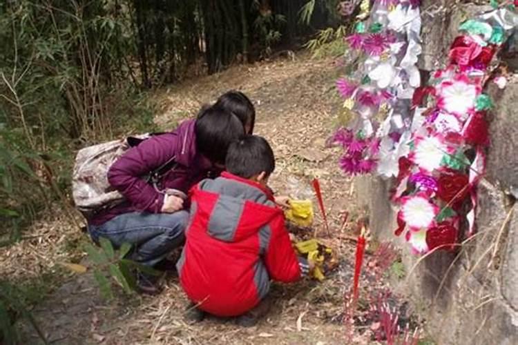 鼠牛男和属虎女相配吗