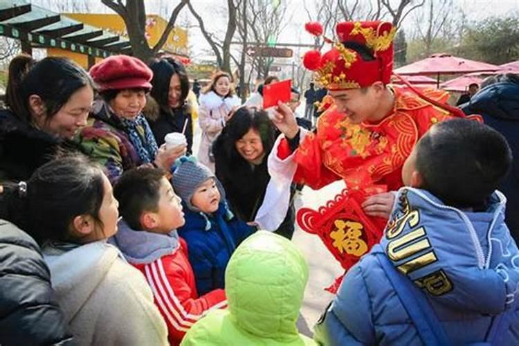 梦见老婆怀孕了挺着大肚子生了