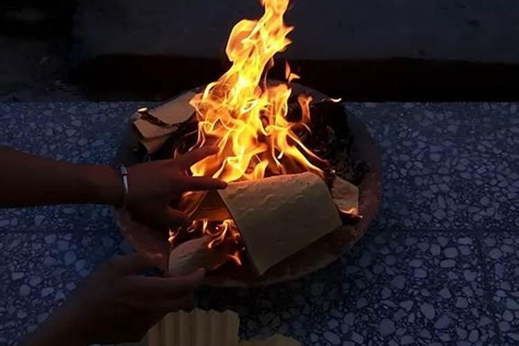 中元节祭祀先人的食物