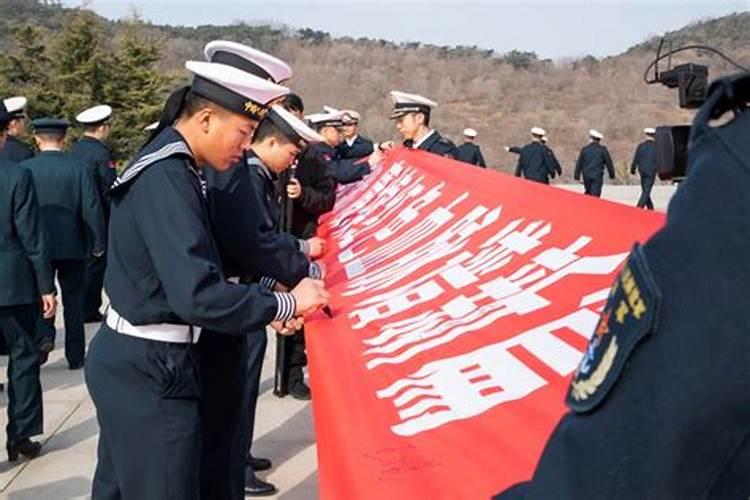 梦见和老家邻居在一起聊天很开心什么意思