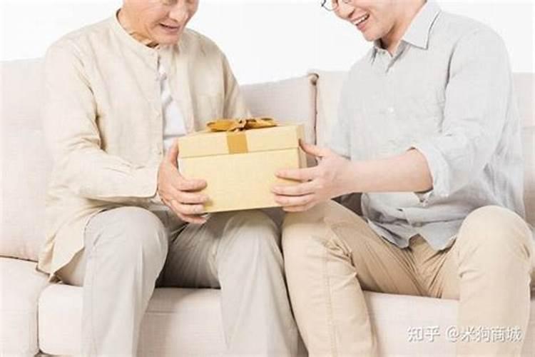 重阳节给老年人送什么礼品