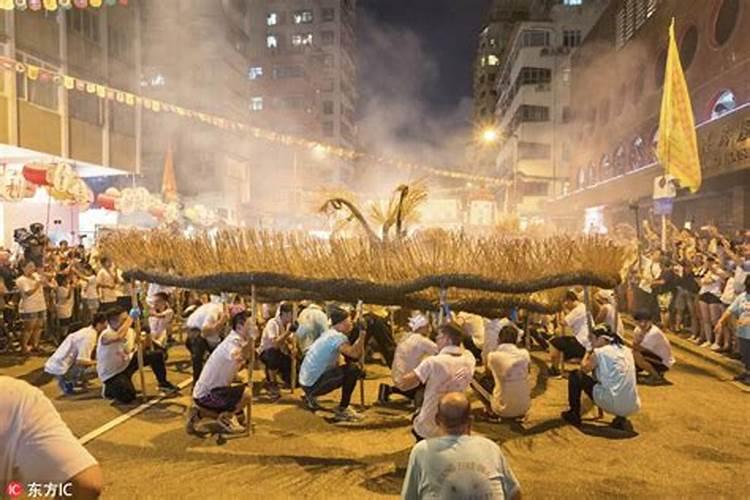 香港中秋节最富传统特色的习俗