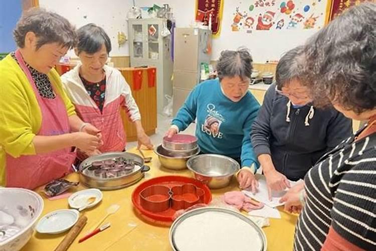 重阳节送花糕的习俗