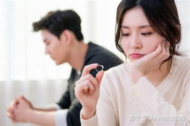 梦见老公和别的女人结婚又离婚