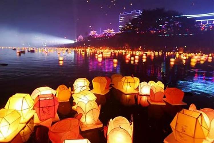 中元节河灯的风俗是什么