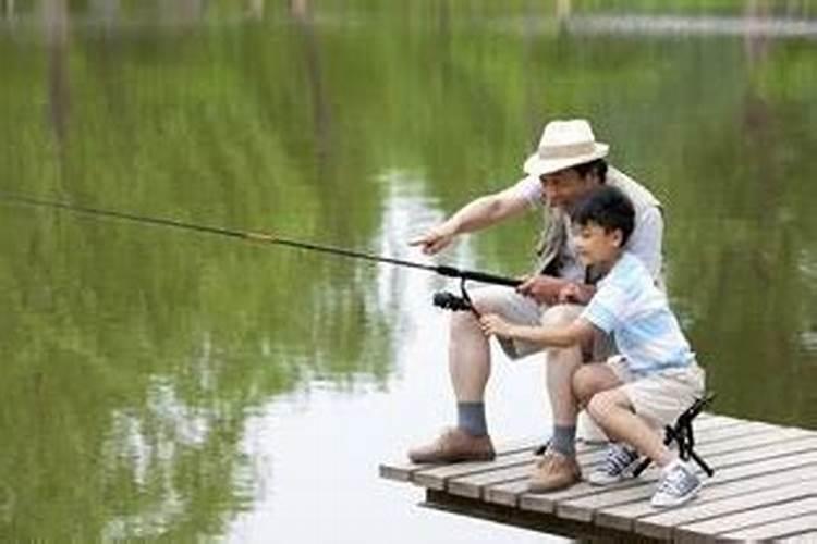我梦见男人钓鱼