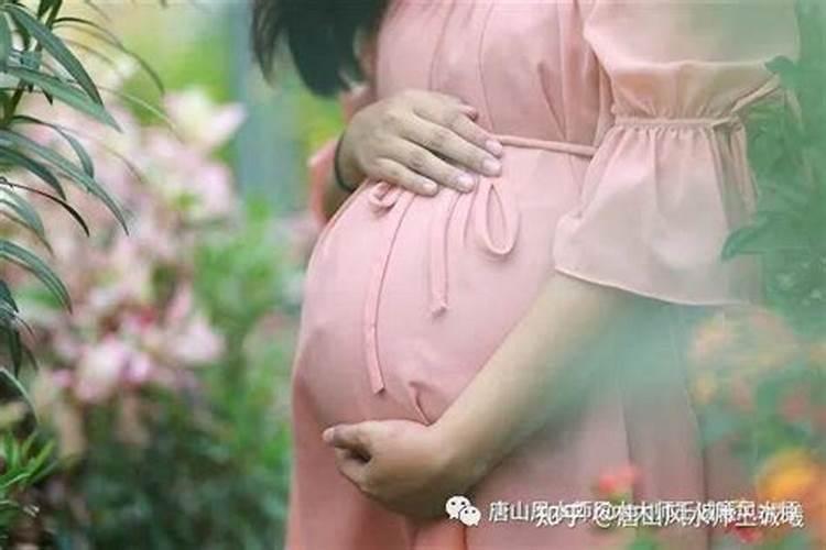 梦见妈妈和外婆怀孕