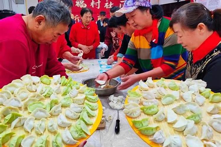 正月初五捏饺子的风俗