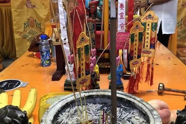 清明节家里怎么祭祀祖先