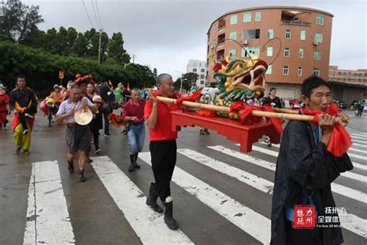 各地过中秋节的习俗各不相同