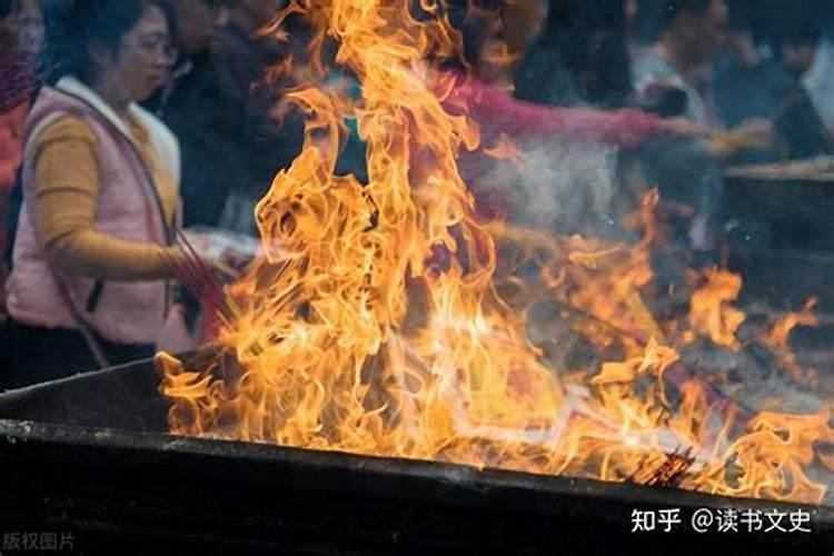 清明节烧纸是迷信吗