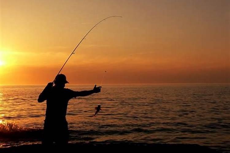 梦见和爱的人钓鱼是什么意思