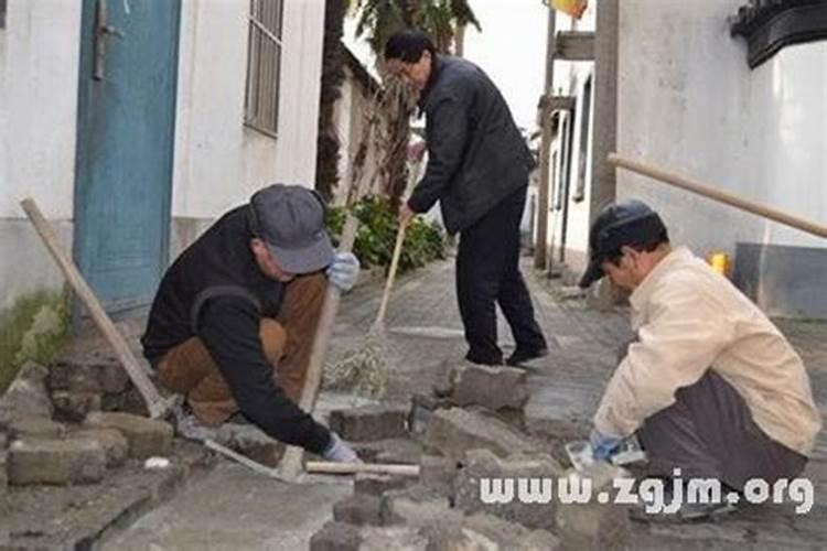 梦见水泥工人