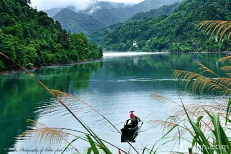 梦见水流很急是什么意思