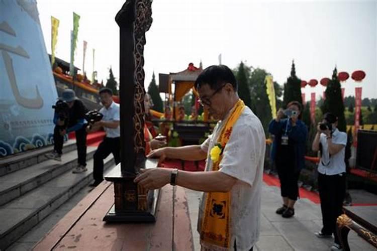 成都中元节祭祖