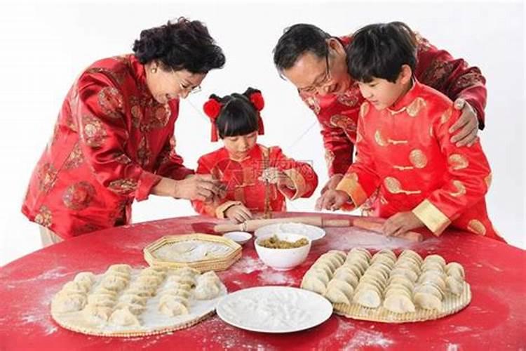 冬至吃饺子风俗形式