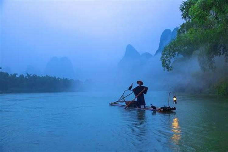 梦到静静的湖面