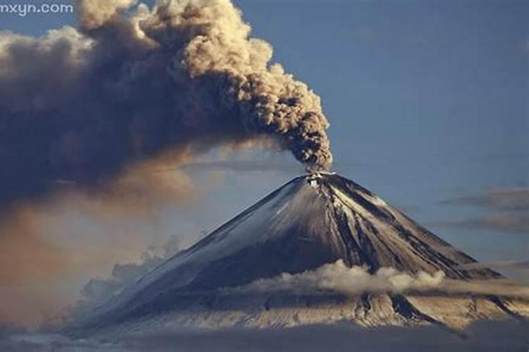 梦见火山爆发是什么意思