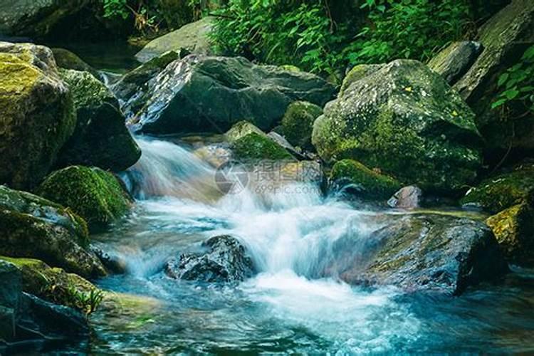 梦见美丽的风景和流水