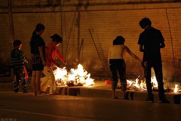 中元节在哪里祭奠先人