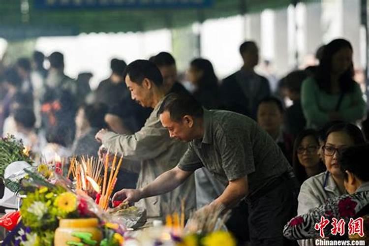 清明节如何祭奠亲人们