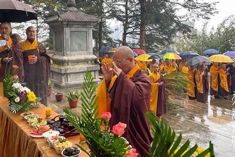 冬至寺庙祭祖