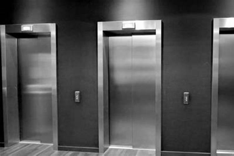梦到关于电梯的噩梦