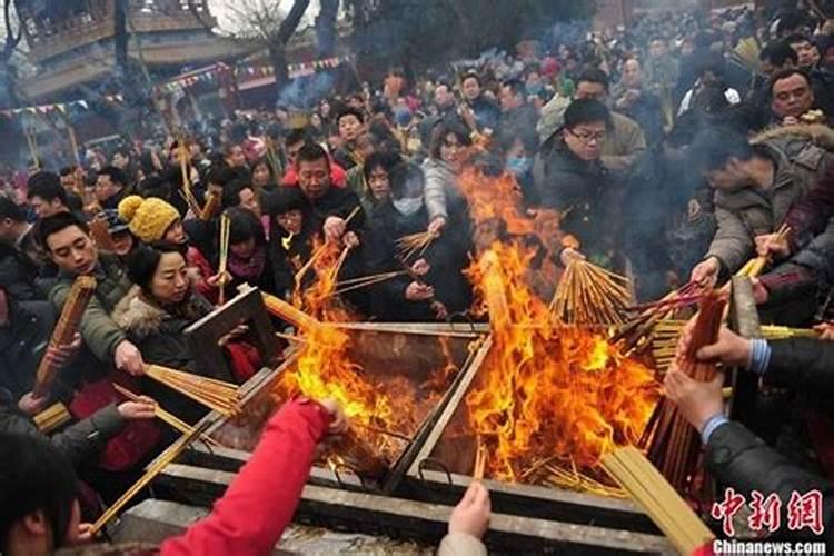 元宵节祭拜手势