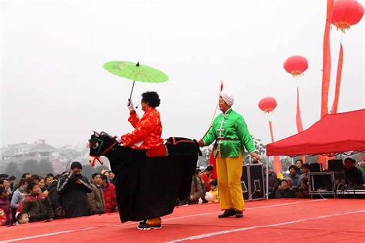 梦见陌生人出车祸死了预示什么预兆