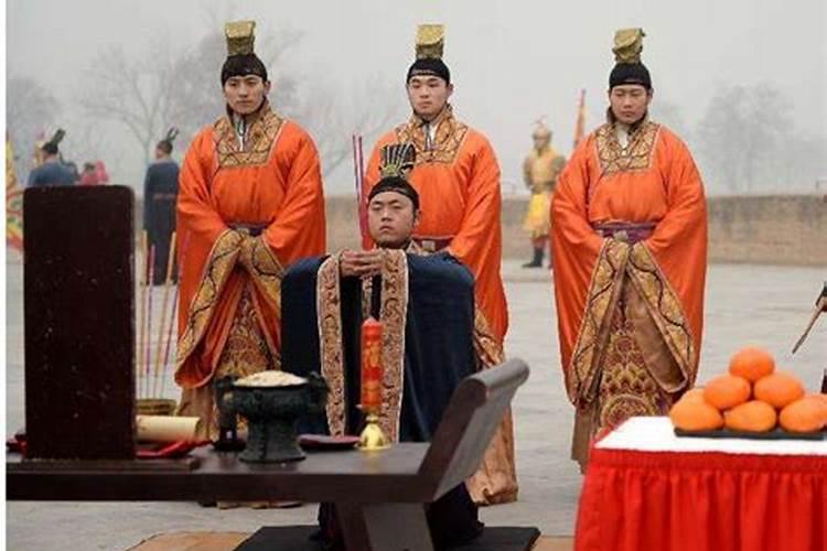 寒衣节街头祭司是谁