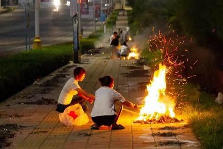 八宝粥跟腊八粥的区别在哪