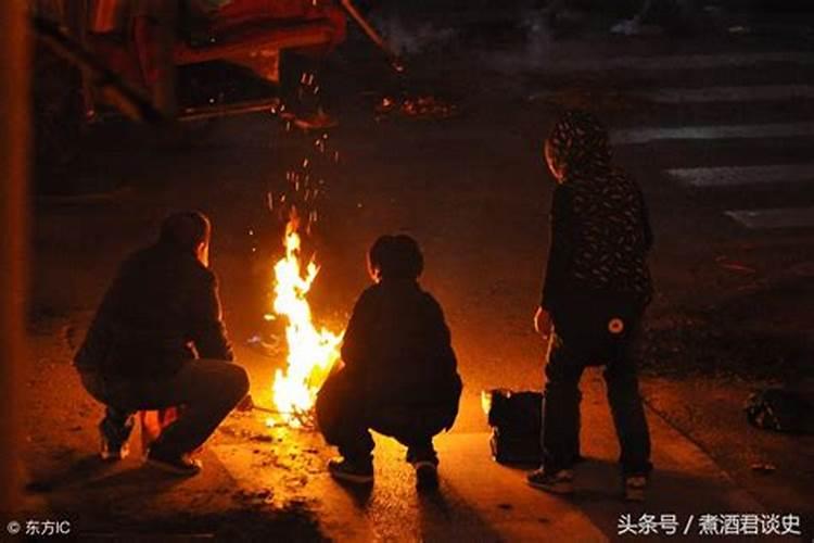 梦到大海下雨什么意思