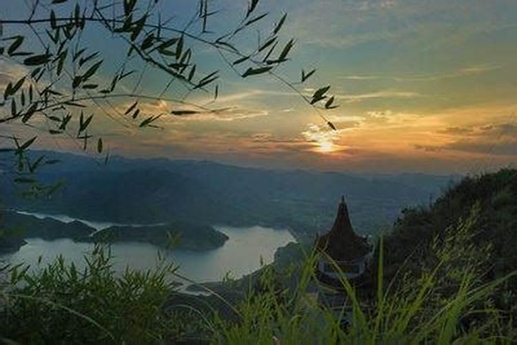 阳宅建在了阴宅上怎么化解